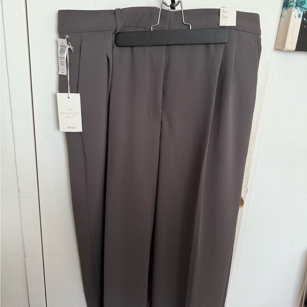 Aritzia- Wilfred Effortless Pants “Peppercorn Grey”